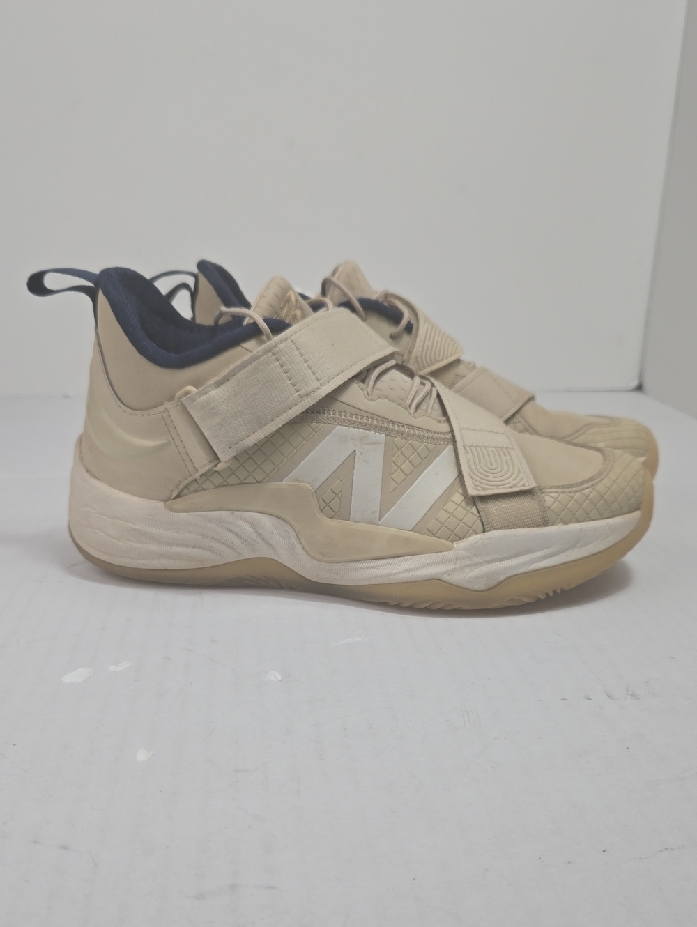 New Balance Lindor 2 Pre-Game Linen Salt Marsh Men's Sz 5 Athletuc Sporty